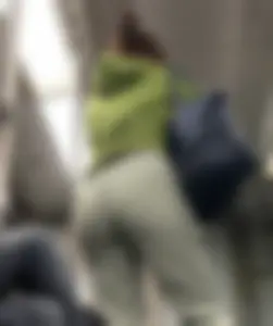 Lulu fanatic in green lulu pants