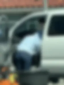 LOVE CARWASHES! Tight Latina 20’s