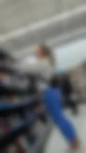 Very tight nice ass and legs in clear blue legging. OC