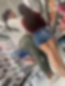 2 girls with nice asses