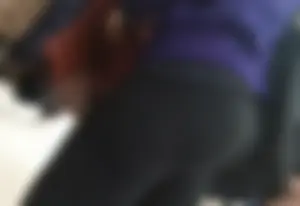 Huge ass in black leggings