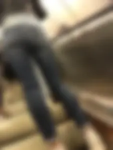 Skinny Legs and Hot Booty on the Subway Escalator Closeup Creepshots