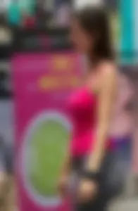 Milf in Sweatpants VPL Street Creepshots