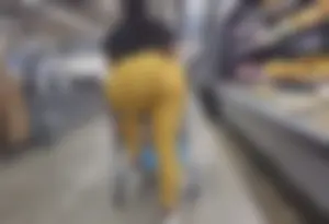 BBL Afro Latina MILF Bending Over