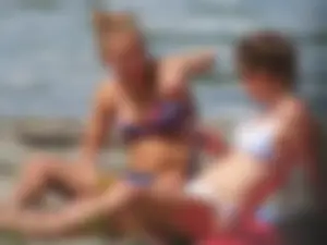 Bikini girls