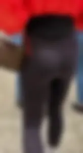 Shiny black leggings