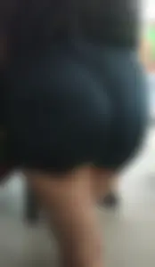 5/10 Perfect ass latina milf [OC]