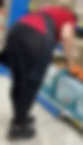 Sexy Milf Show Big Ass  Shiny Leggings (not OC)