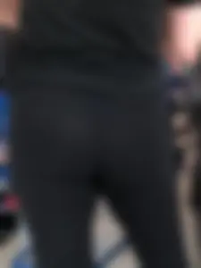 Visible thong with perfect light
