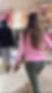 Booty in Yoga Pants Mall Candid Gallery