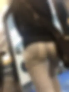 Sexy Round Butt in Tight Blue Jeans Subway Creepshots Collection