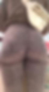 Crazy hot bubble booty mom