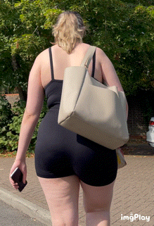 Thick ass in black bodysuit