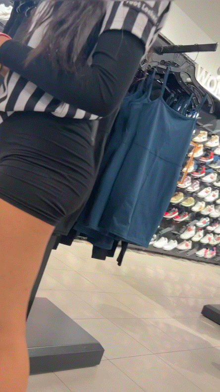 Pretty slim thick Latina (oc)
