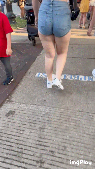 Summer means PAWG jean shorts