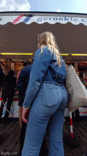 The Blonde Tight Pants Immersion
