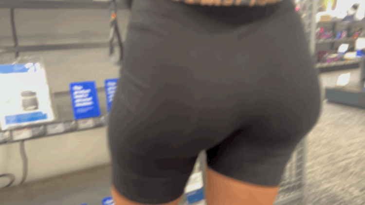 Curvy Foreign PAWG blck spandex shorts