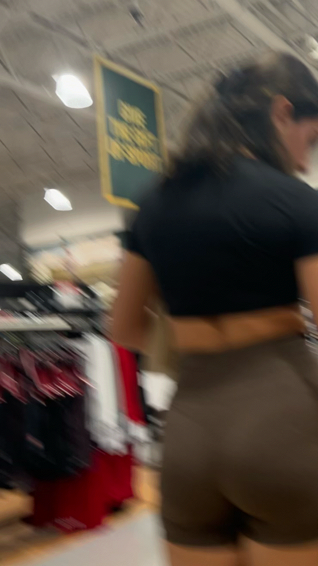 Big booty Latina sneaker shopping (oc)
