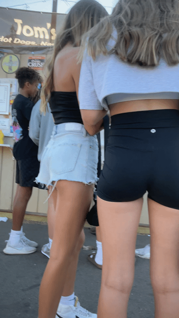 candid blonde teen short