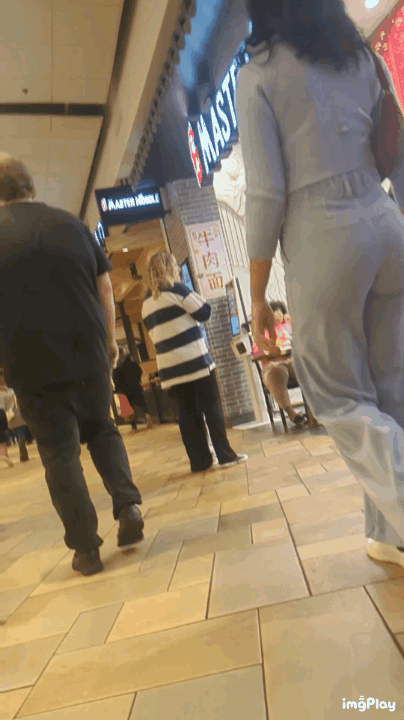 Fir Girl Soft Mall Bubble