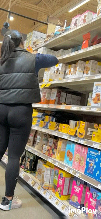 Tight booty Asian chic in black‼️
