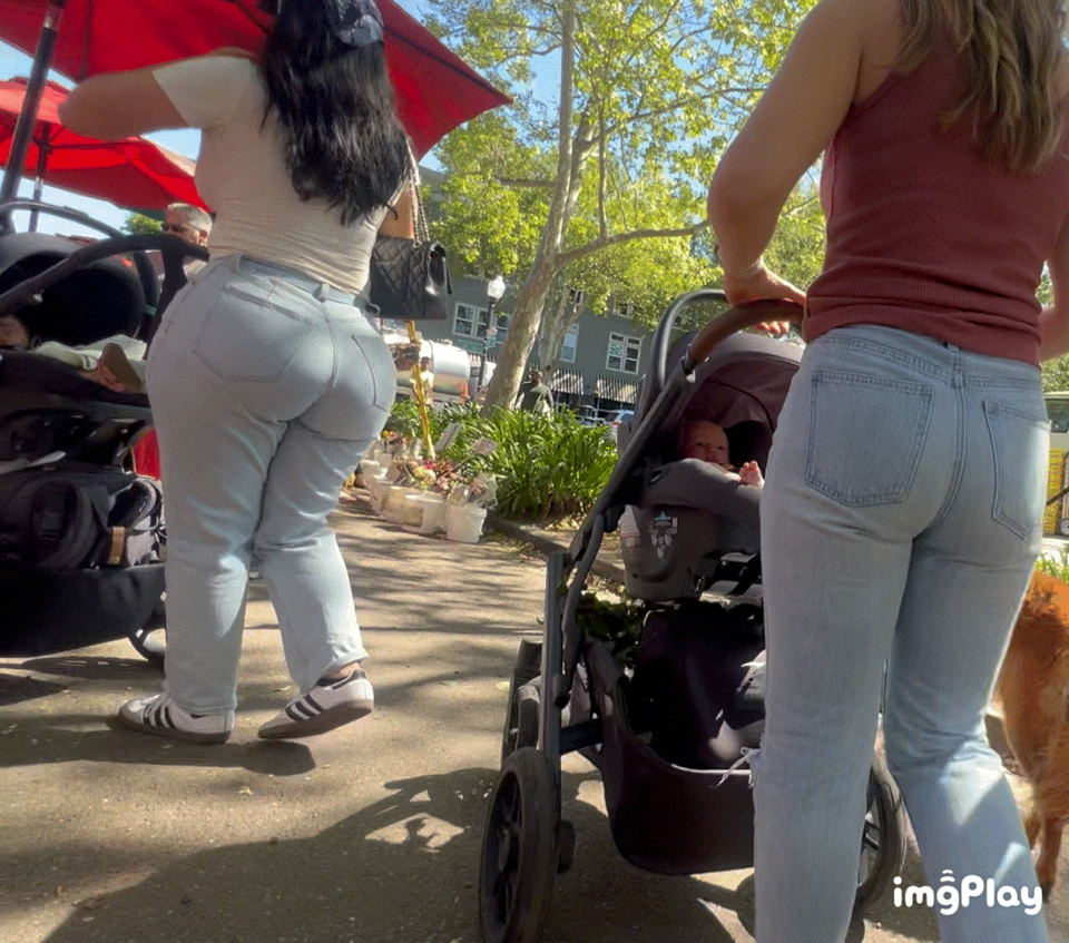 Latina Milf with a PHAT ass in jeans😫 (ОС)