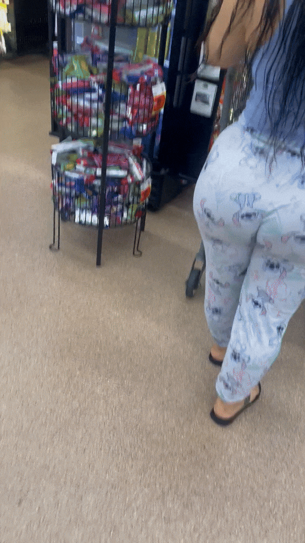 Phat Ass BBL Milf in PJs