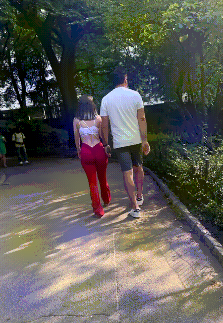 Fat A$$ Latina in red leggings with bf