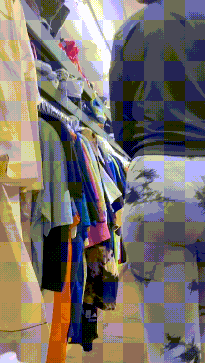 Pretty Latina has a sweet round ass that jiggle (gifs)