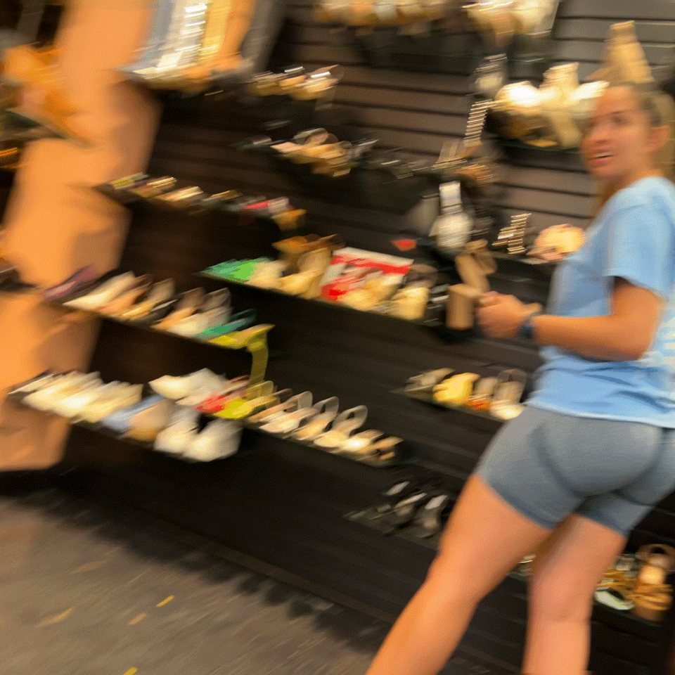 Another big booty Latina (oc)