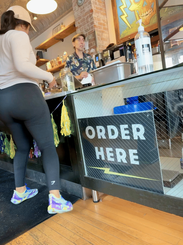 Big ass girl In tights at cafe