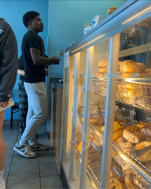 Waiting for bagels  (oc)