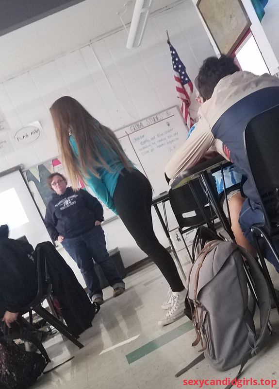 Sexycandidgirlstop Girl In Leggings In College Classroom Candid Photo Item 1