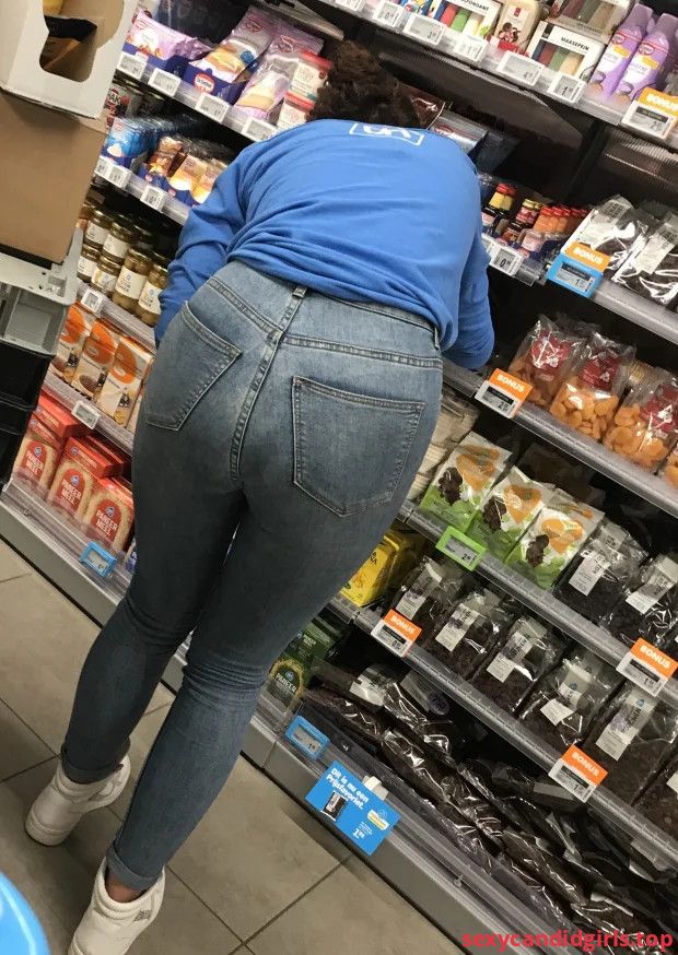 SexyCandidGirls Top Candid Girl In Tight Jeans Bending Over At The Grocery Store Incredibly