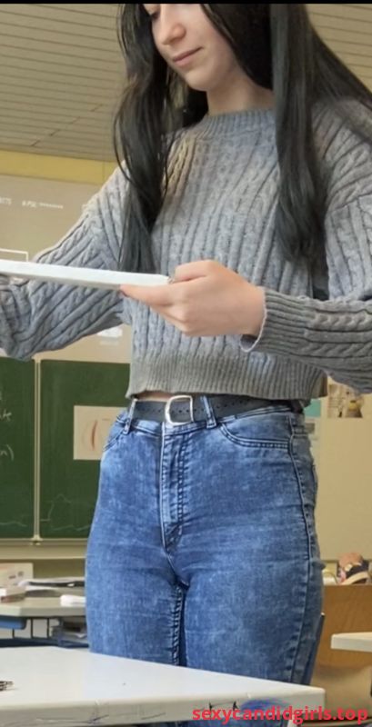  Cute Girl in a Sweater And Tight Cameltoe Jeans  Classroom Creepshot - item 1
