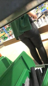 MILF big ass at work