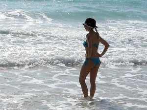 Bikini girls