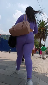 PAWG mexicana en Leggings