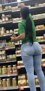 Hottest Latina Miami MILF  VPL in Tight Jeans (MEGAPOST)