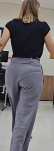 Blonde with hot ass in wide pants