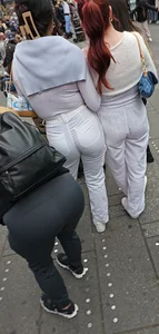 2 Friends, Times Square Ass