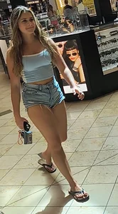 College blonde showing her cheeks