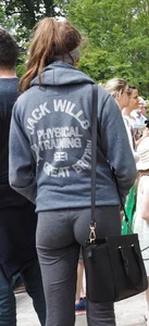 Candid girls in leggings and tights