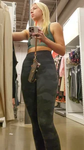 Cute Petite Blonde in Camo Leggings with Face Shots🤤
