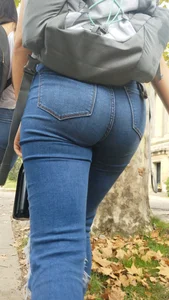 Two girls with nice asses walking in tight jeans