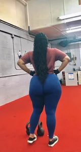 Big Booty Dumbbell Queen