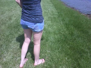 Pale Legs, Slippers And Hot Bubble Ass in Jean Shorts Park Spy Photo