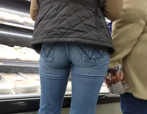 Petite brunette in tight jeans (oc)