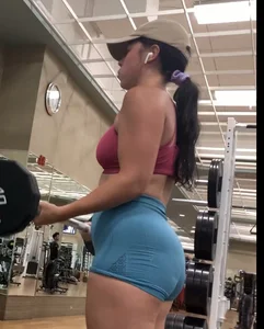 Blue spandex shorts teen ass, perfect booty w VTL at gym