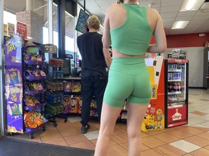 Public Beauties Series | Slim Yt Showing Off